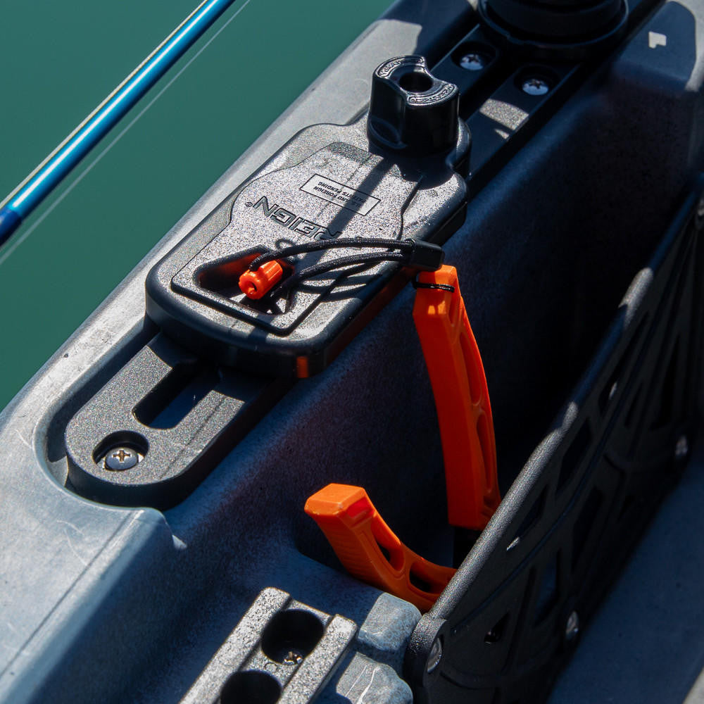 Track Mount Retractor